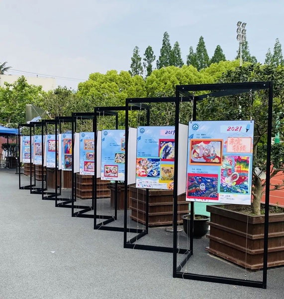 40米长巨幅彩绘墙普陀这群学生把校园画成了艺术展