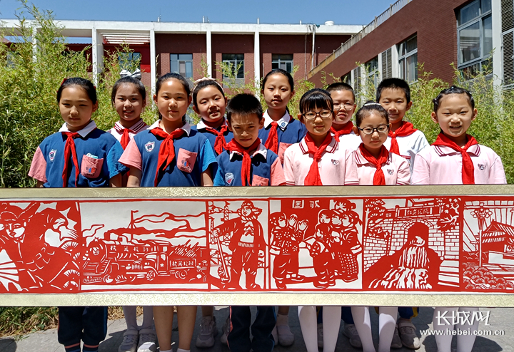 微视频丨石家庄百名10后用百幅剪纸向建党100周年献礼