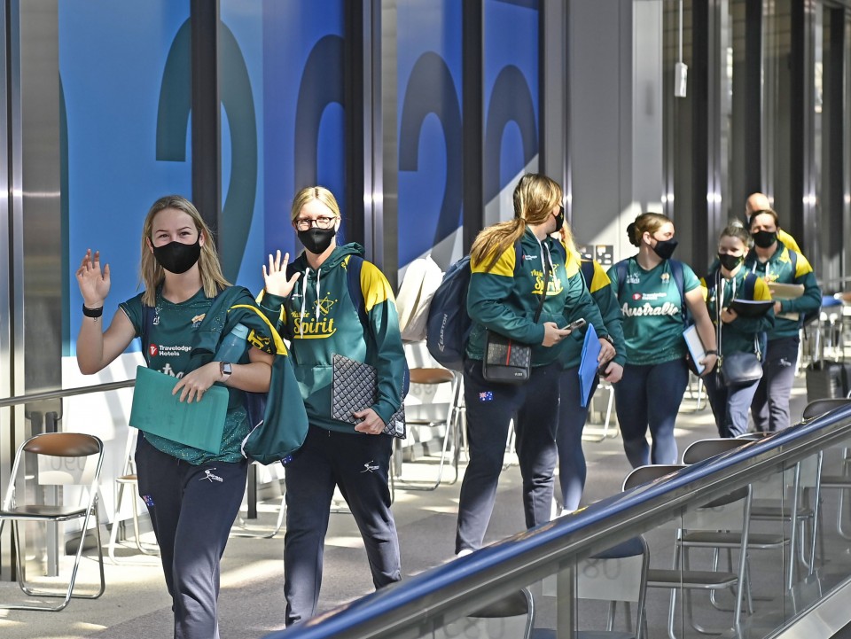 澳大利亚女子垒球队抵达日本 备战东京奥运会