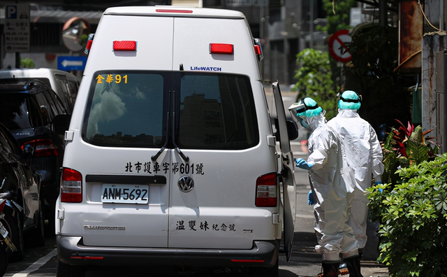 台湾本土疫情已有35人到院前就死亡，台疫情指挥中心解释原因