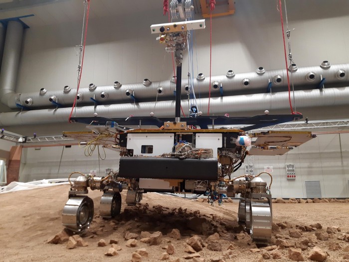 ExoMars Rover复制品在 