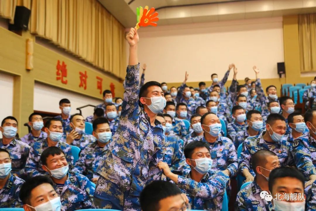 摘得桂冠让我们一起一睹冠军风采台上一分钟,台下十年功他们夏练三伏