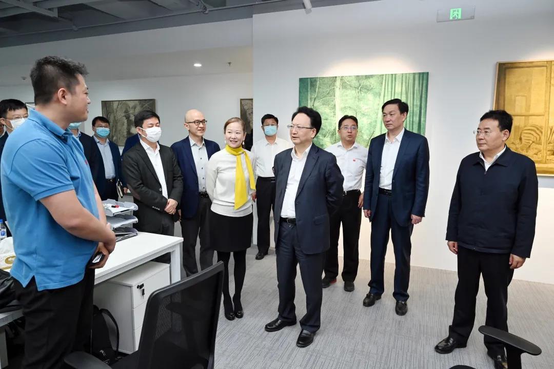 吉林省委书记景俊海走访神州控股旗下因特睿公司