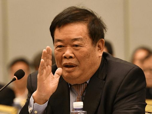 曹德旺早看清潘石屹了称其夫妻俩鬼精鬼精的