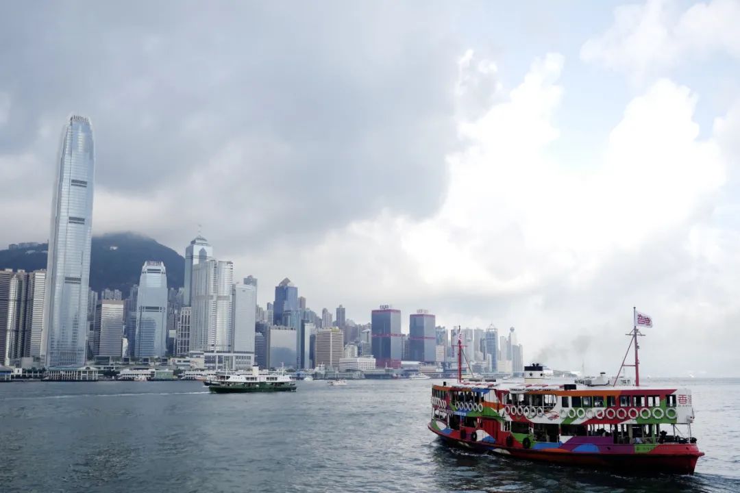 香港维多利亚港.王申摄(新华社)首先,有利于香港市民提高收入.