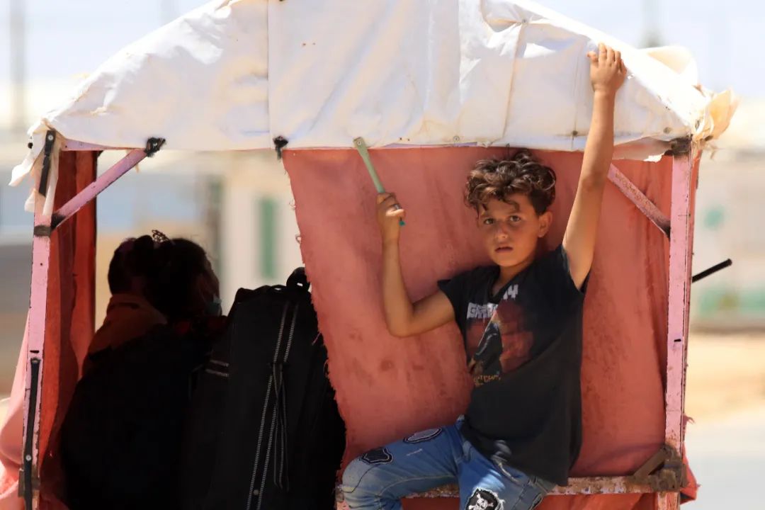 这是6月17日在约旦扎塔里难民营拍摄的叙利亚难民。新华社发（穆罕默德·阿布·古什 摄）