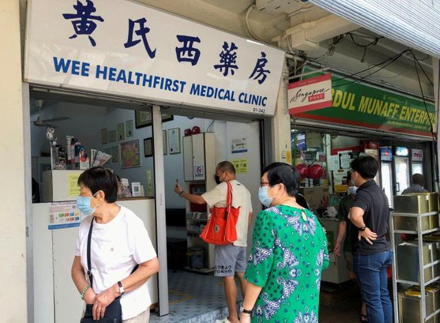 外媒：新加坡开放中国科兴疫苗自费接种，诊所预约火爆