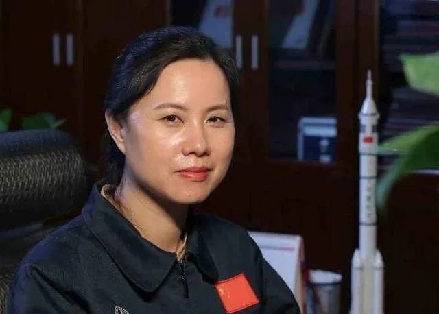 现任中国航天科技集团公司一院某型运载火箭总设计师,国际宇航科学院