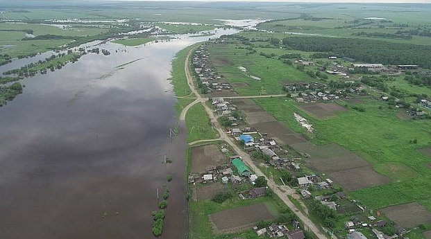 俄罗斯布拉戈维申斯克市因洪峰过境宣布进入紧急状态