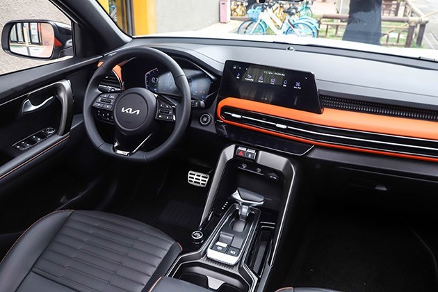 智能实用又好玩 体验起亚智跑ace车机互联系统