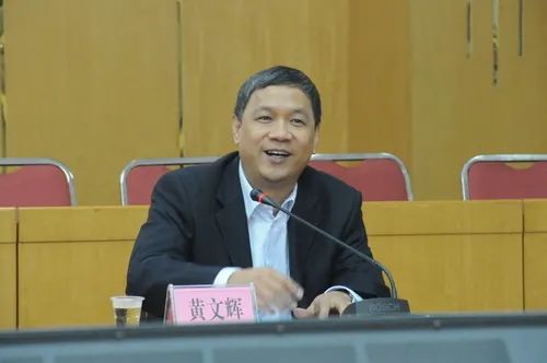 黄文辉任厦门代市长