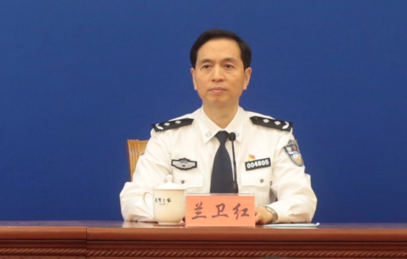 日国家禁毒办副主任,公安部禁毒局副局长,一级巡视员兰卫红向记者介绍