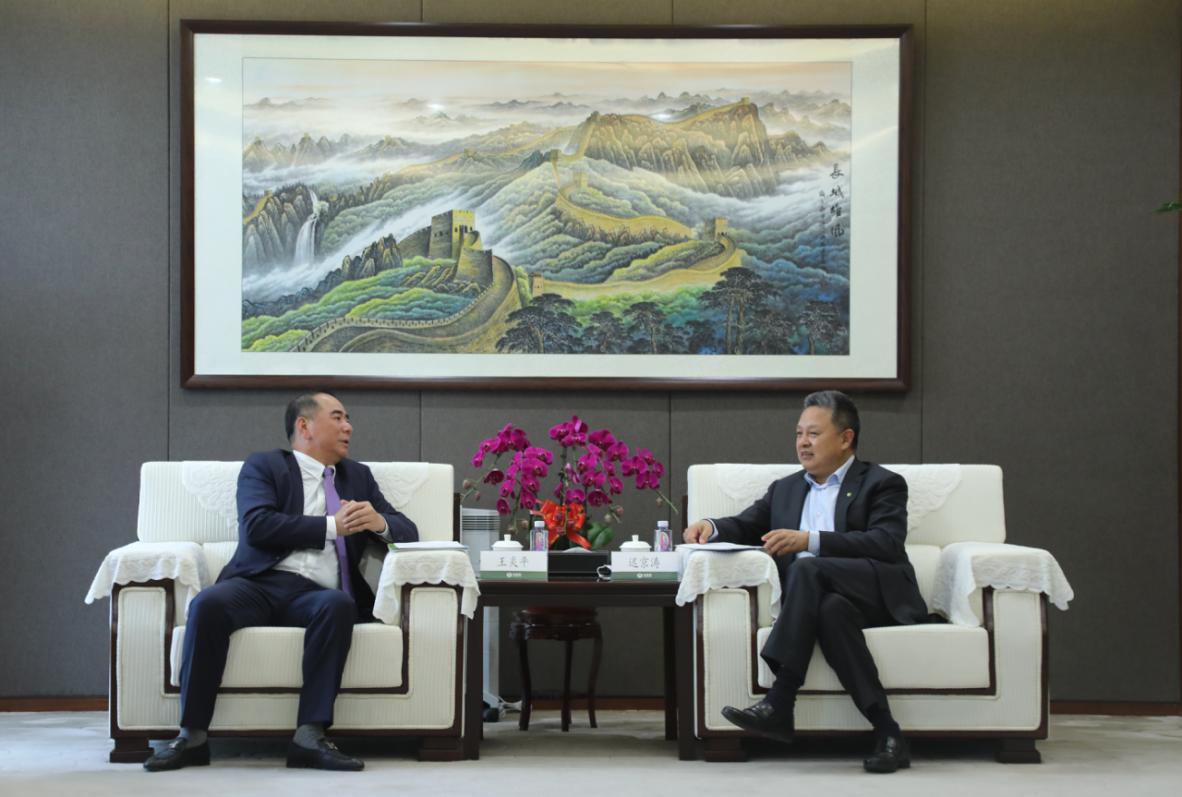 迟京涛总经理会见福建国航远洋运输集团董事长王炎平一行