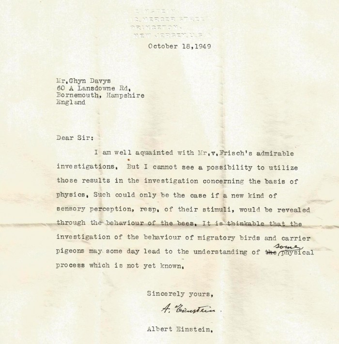 图为阿尔伯特-爱因斯坦的信，经耶路撒冷希伯来大学验证，爱因斯坦在那里遗留了他的笔记、信件和记录。