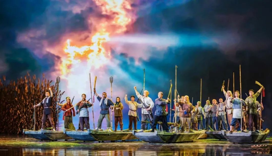 故事梗概歌剧《雁翎队》反映了抗日战争时期白洋淀雁翎队的传奇战斗