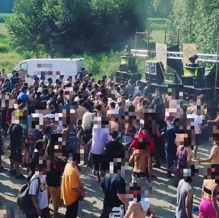 意大利北部开700人狂欢派对 引发当地疫情复燃担忧
