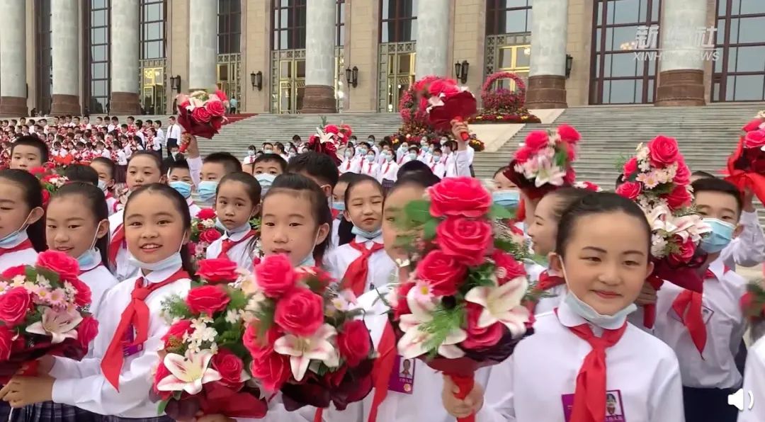 国宾护卫队护送！今天，最高礼遇献给功勋党员休闲区蓝鸢梦想 - Www.slyday.coM