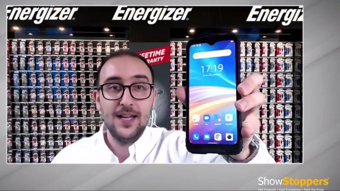 不再是“砖头” Energizer推厚度不超10mm的大容量手机Ultimate U680S