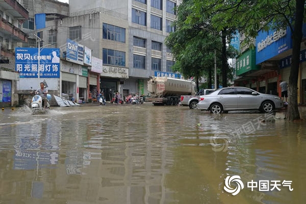 本周末南方强降雨将迎来间歇期 6日前后中东部高温或达鼎盛