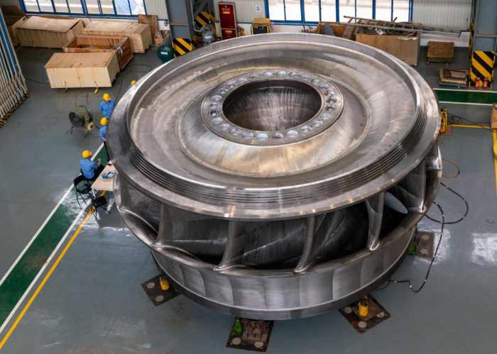 零配重再1白鹤滩水电站再添精品转轮