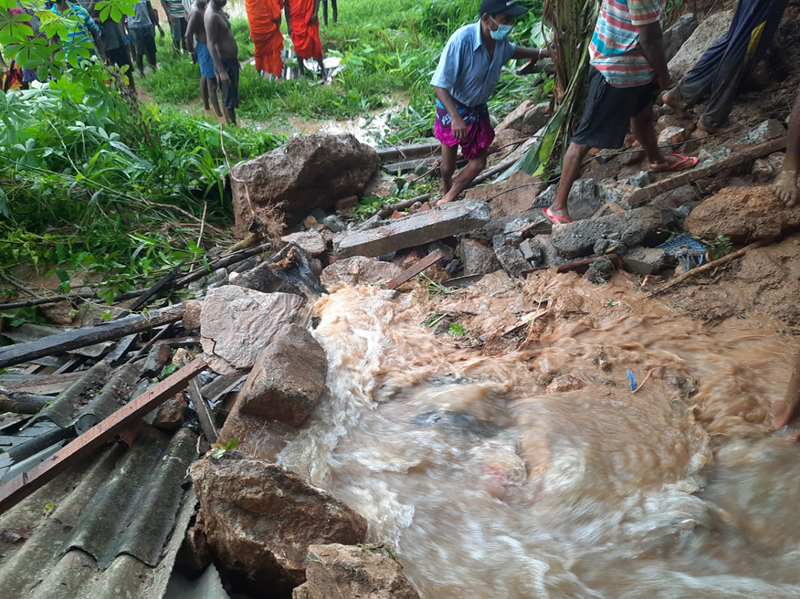 暴雨导致斯里兰卡4人死亡 7人失踪 17万人受到影响