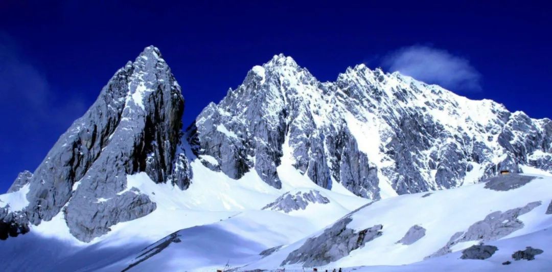 配图:玉龙雪山