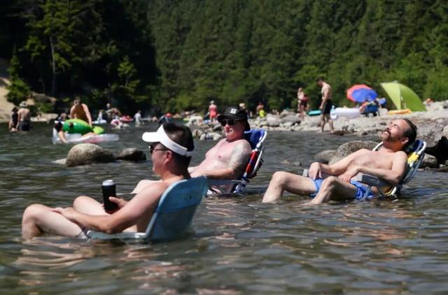 热浪席卷加拿大西部，卑诗省利顿气温再破历史记录，达到49.6℃
