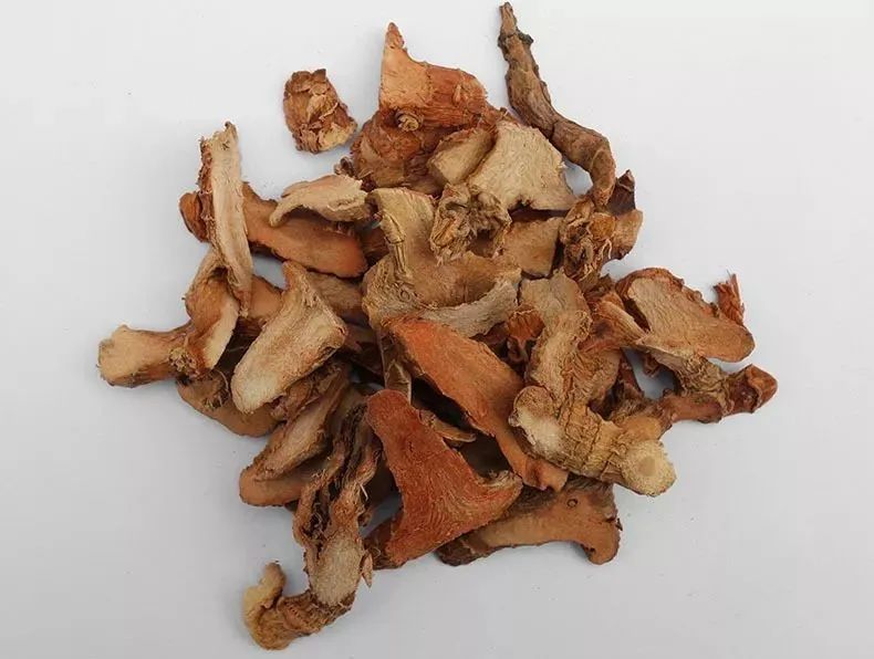 消痈a. 温胃3. 高良姜的功效不包括下列哪项?d. 果实c. 叶b. 根茎a.