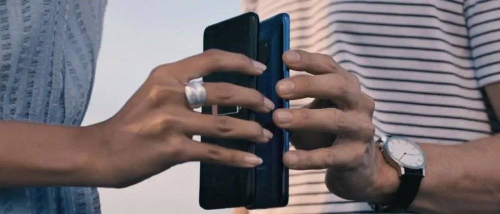 iPhone 13 的"反向充电"将带着遗憾而来？|苹果|无线充电|apple watch_新浪科技_新浪网 - Vimarsana News