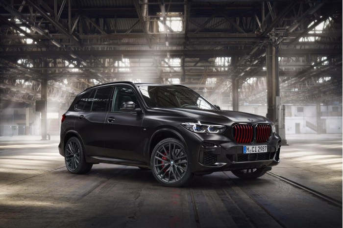 2022款BMW X5迎来Black Vermilion版本：限量350台 起价8.3万美元