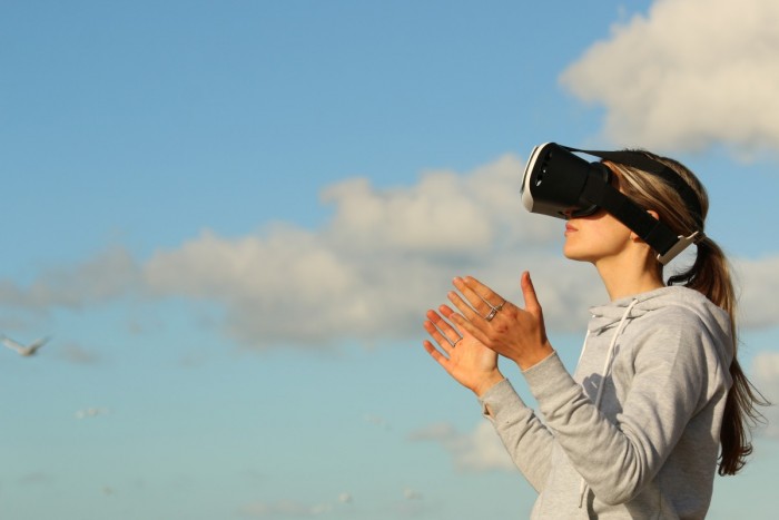 研究发现VR有效地减少了不舒服的医疗过程中的痛苦 - Vimarsana News