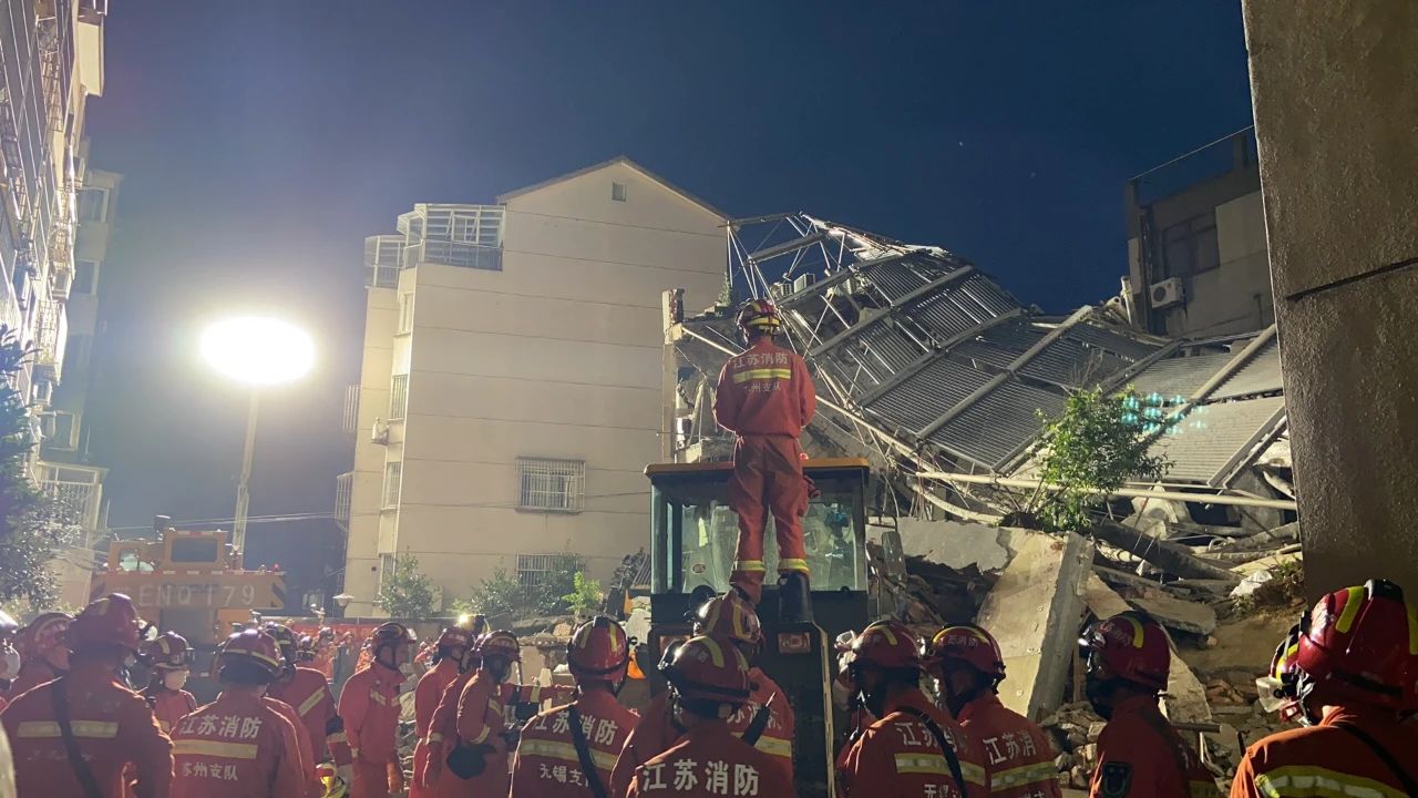 苏州一酒店局部坍塌，有人员被困