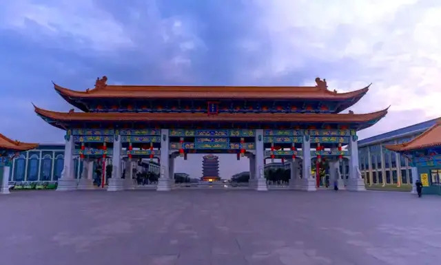 板蓝根大王徐镜人逝世700亿扬子江药业谁来接管