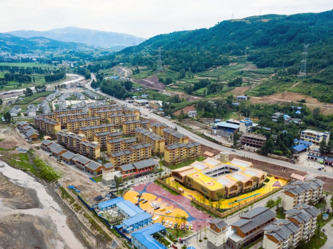 四川省凉山彝族自治州昭觉县易地扶贫搬迁安置点昭美社区.