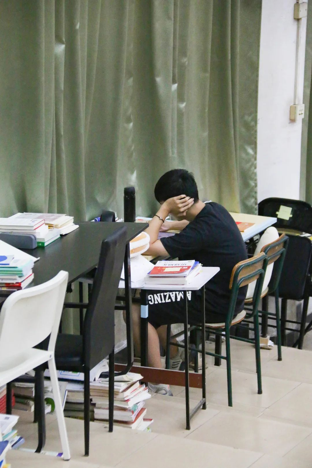 华农版你曾是少年毕业mv首映你的背影是华农最美的风景线