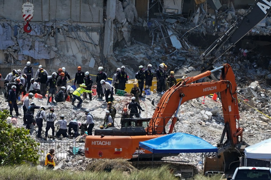 美国迈阿密大楼倒塌事故6名搜救队员确诊新冠