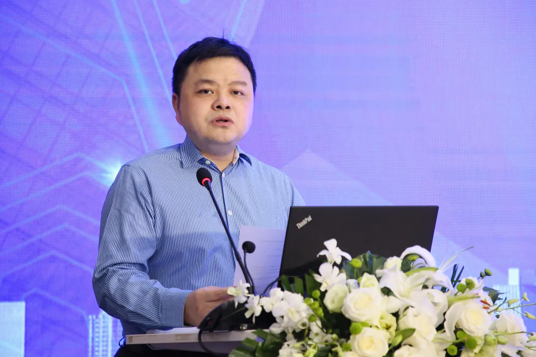 智云健康创始人,ceo匡明先生发表致辞