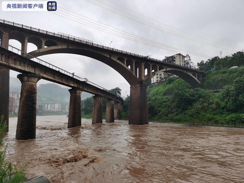 全流域强降雨 重庆綦江区多条河流超警戒水位线