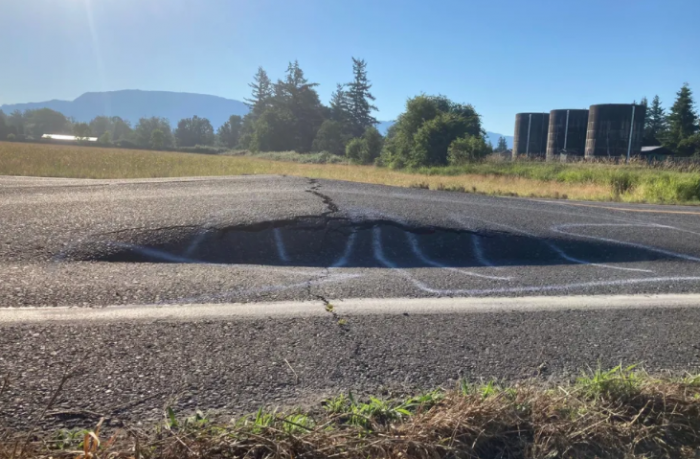 为何太平洋西北地区的道路路面在极端高温下会变形？