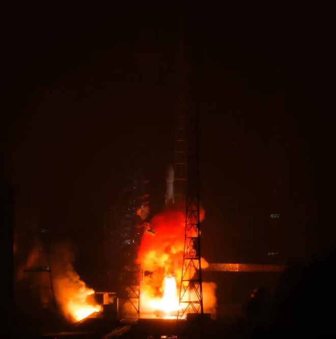 天链一号05星发射成功 中国第一代中继卫星圆满收官