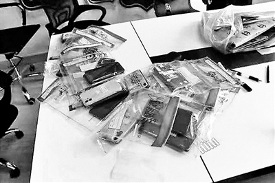 上海警方缴获的作案工具