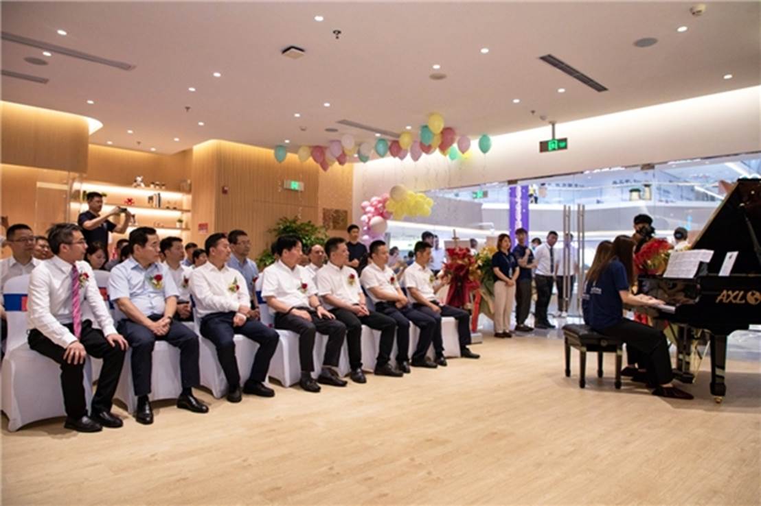 艾克斯尔钢琴艺术中心·杭州西子丁兰中心盛大开业 幸福钢琴走向新高