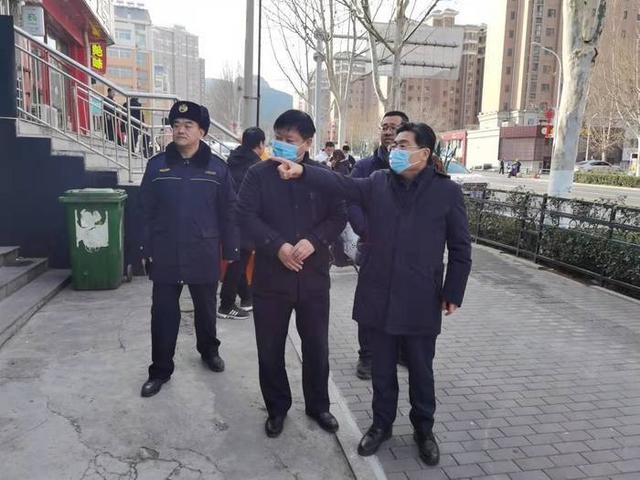 2021年12月31日上午,济南市城管局局长孙世会采取"四不两直"和明察