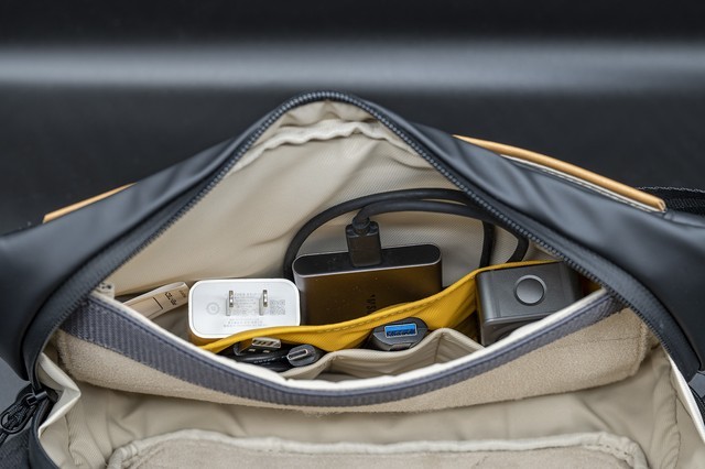 高颜值与便携 PGYTECH OneGo胸包上手体验