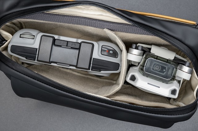 高颜值与便携 PGYTECH OneGo胸包上手体验