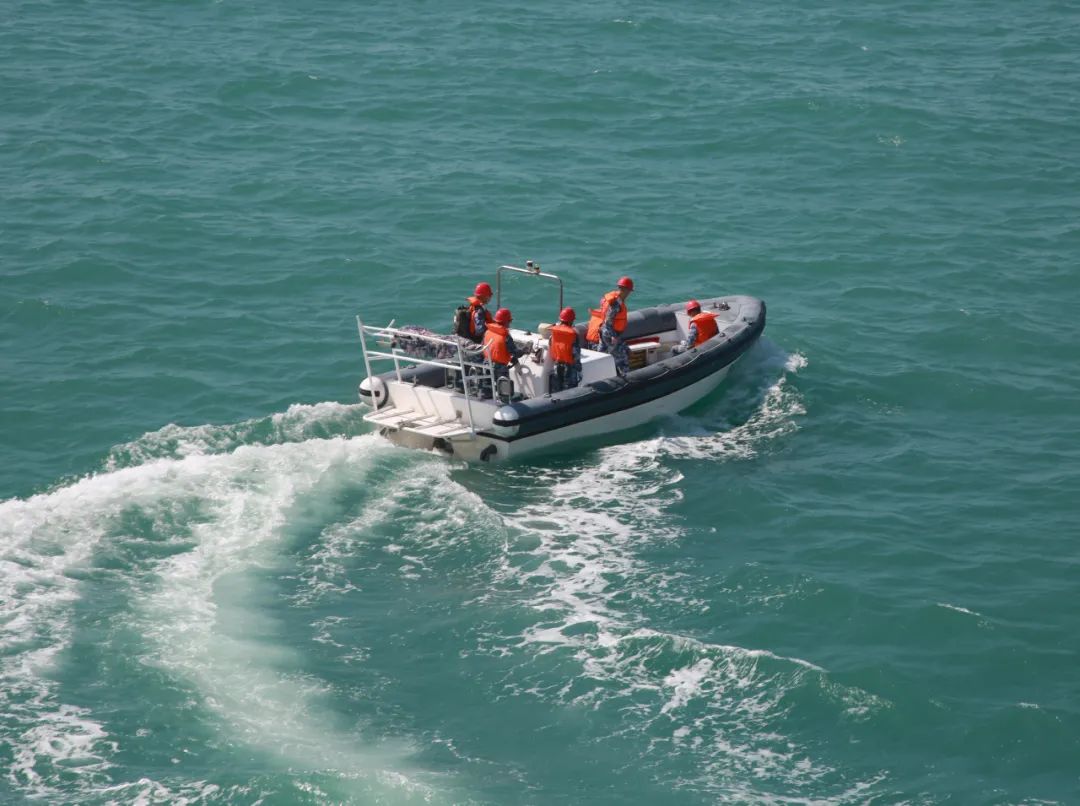 碧海淬锋,海上考核险象环生_新浪军事_新浪网