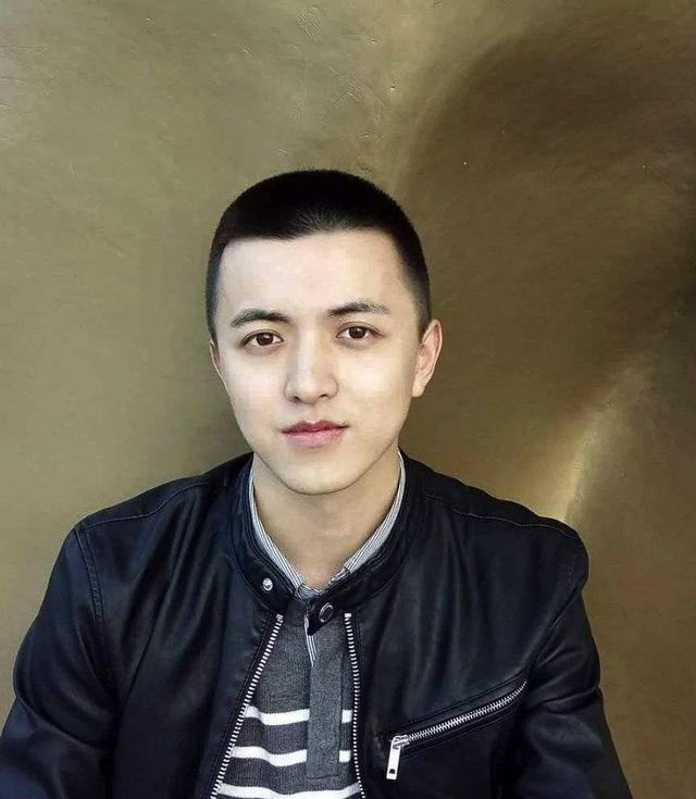 中国青年作家排行榜_南昌新鲜事:中国90后作家排行榜20位青年作家,有两位在这里!