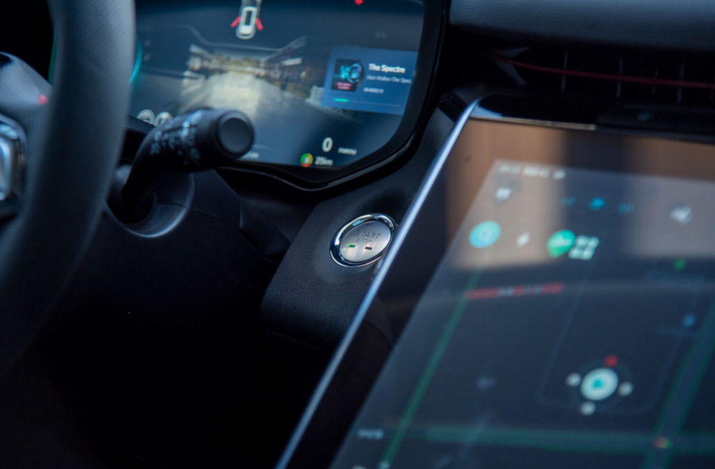 飞凡MARVEL R硬核三电技术，别具看点