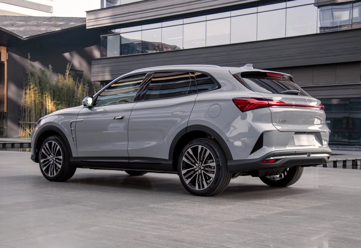 飞凡MARVEL R硬核三电技术，别具看点