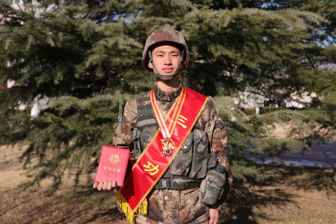 疤不得怎么用好样的！这些双胞胎同年考上大学，同年参军入伍_https://www.jmylbn.com_新闻资讯_第23张